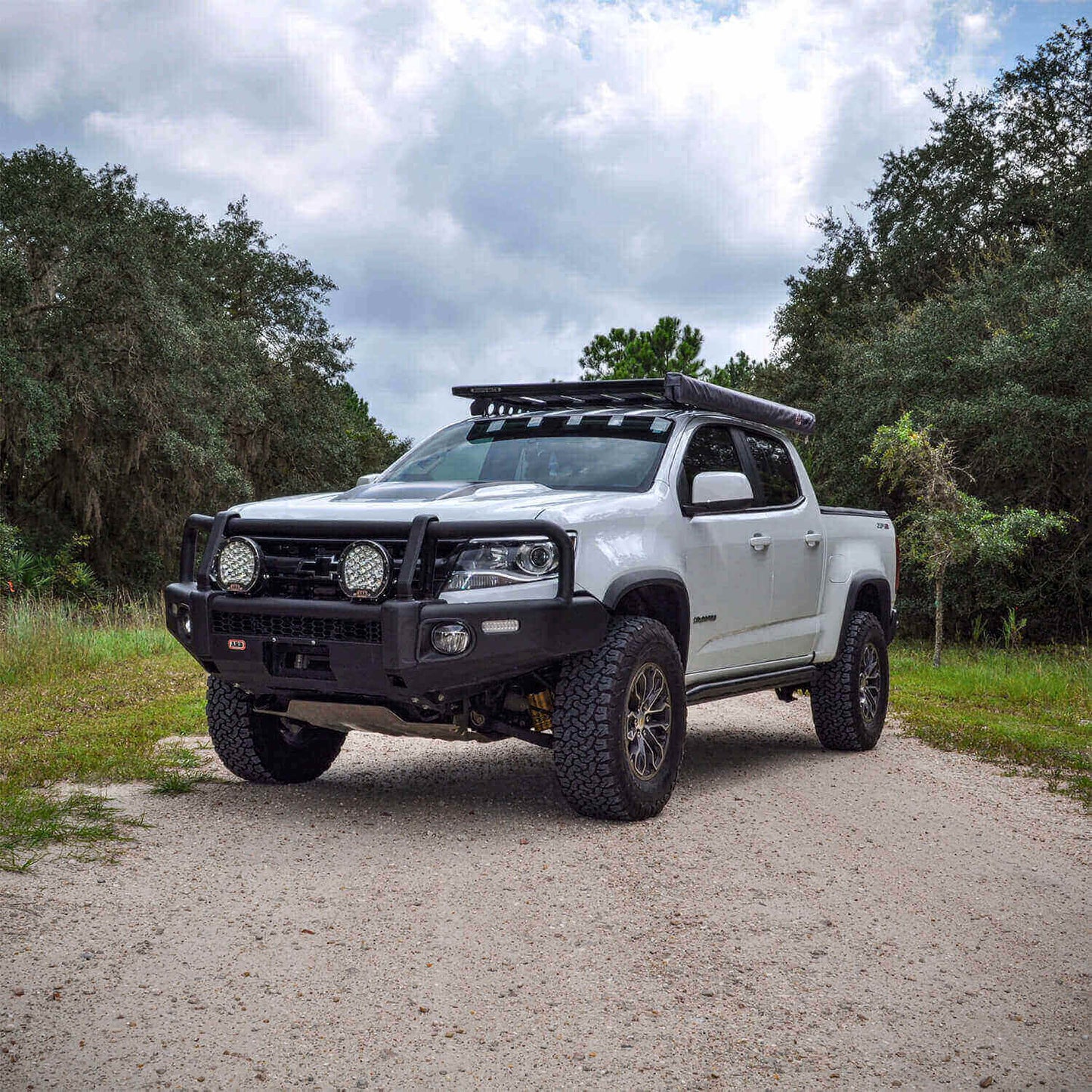 ARB Summit Front Winch Bumper Kit 3462060KB for Chevrolet Colorado (2017-2020) with heavy-duty steel and fitting kit included