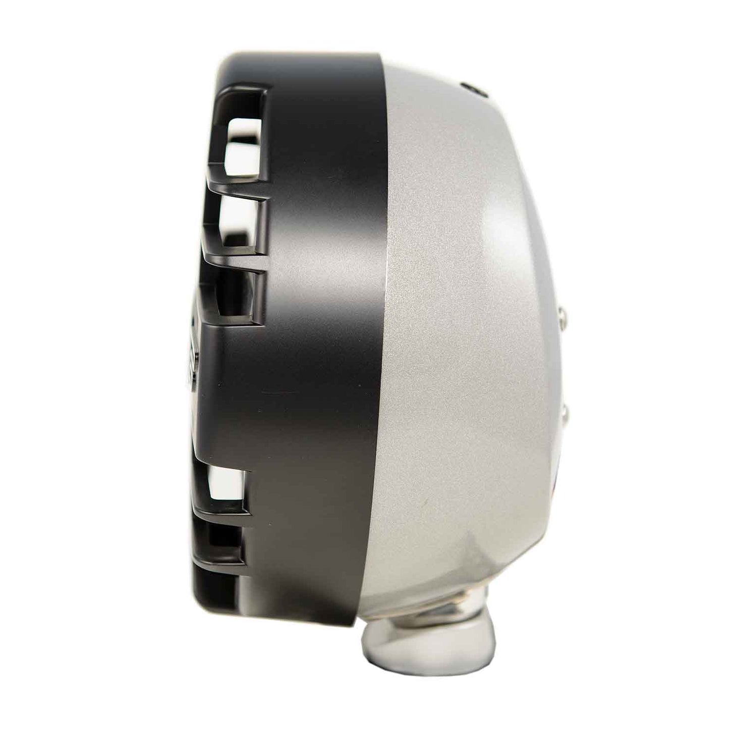 ARB IPF Hid Spot Light 901HIDSG with heavy-gauge steel housing and advanced heat-resistant resin reflector for off-road use