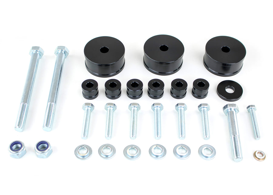 Dobinsons Diff Drop Kit DD59-530K for Toyota LandCruiser 200 Series, Sequoia (08-22), Tundra (07-21) hardware set with spacers and bolts