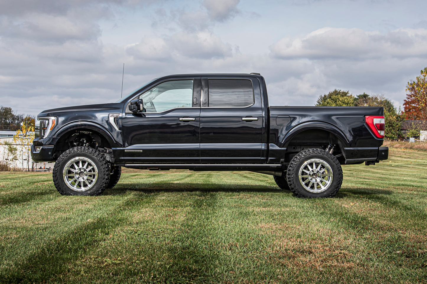 BDS Suspension BDS 6 Inch Lift Kit | Ford F150 (21-24) 4WD | CCD Equipped lifted truck with heavy-duty off-road wheels and suspension