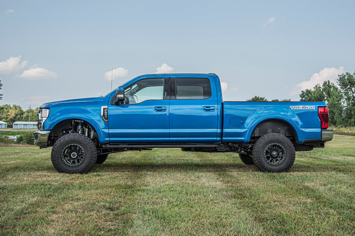 BDS 3 Inch Lift Kit w/ Radius Arm and FOX 2.5 Performance Elite Coil-Over on 2020-2022 Ford F250/F350 Super Duty 4WD Diesel
