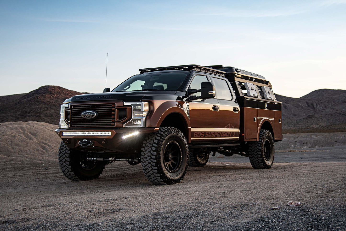 BDS Suspension BDS 5 Inch Lift Kit w/ Radius Arm for 2020 Ford F250 Super Duty 4WD Diesel with off-road tires and heavy-duty suspension
