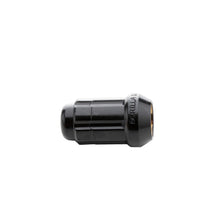 Load image into Gallery viewer, A Gorilla Automotive Lug Nut Kit K6CS-12150BGR on a white background.