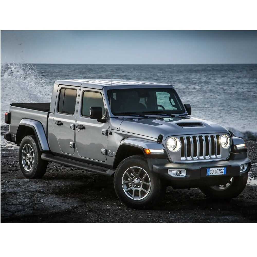 King Shocks KING 1.5 - 2 inch Leveling Kit for Gladiator JT (20-ON) with heavy-duty suspension components for off-road use