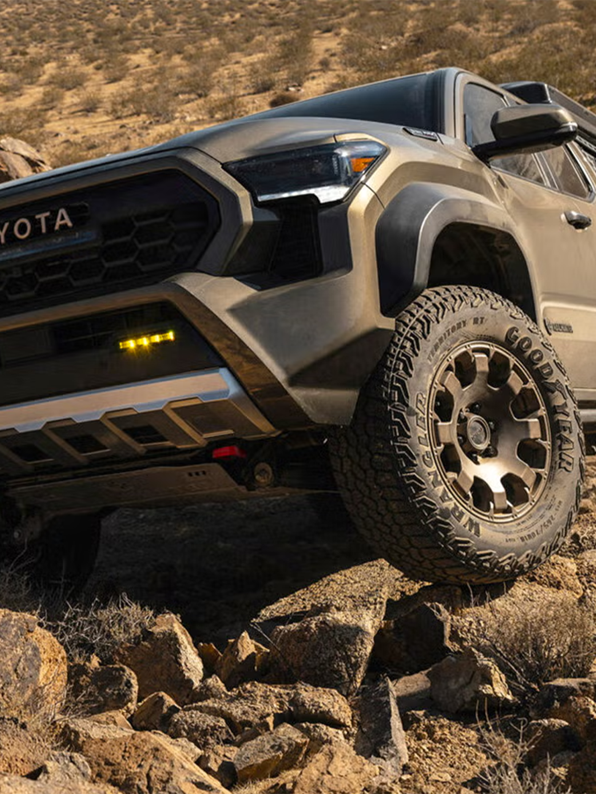 Lifted truck on the trail
