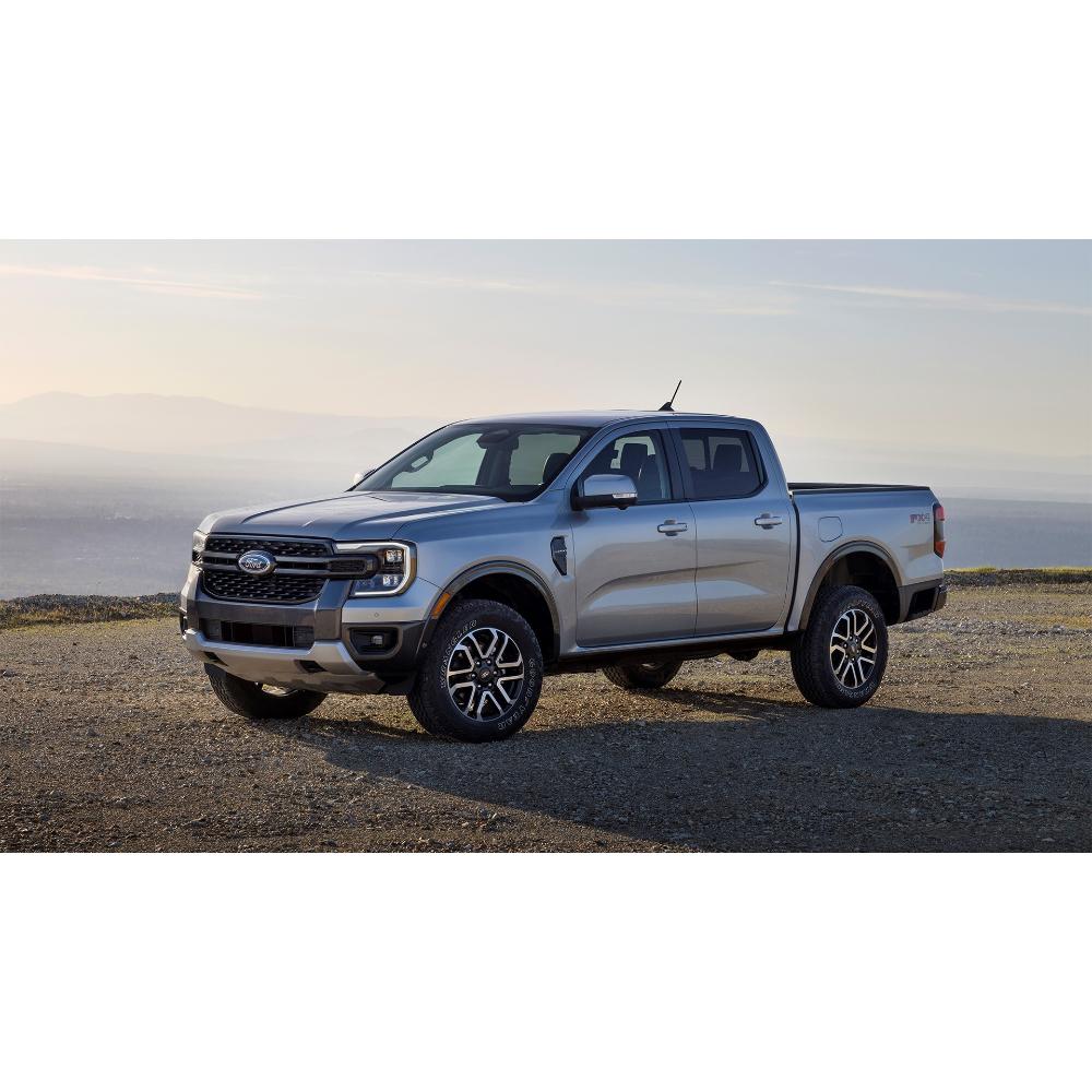 King Shocks KING 2-3 inch Leveling Kit for Ranger (19-ON US Model) installed on silver 2021 Ford Ranger 4x4 truck