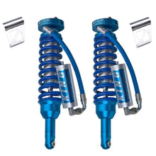 Load image into Gallery viewer, A pair of King Shocks Front 2.5 Remote Reservoir Coilover (PAIR) for Toyota 4Runner, FJ Cruiser, Lexus GX470 on a white background.