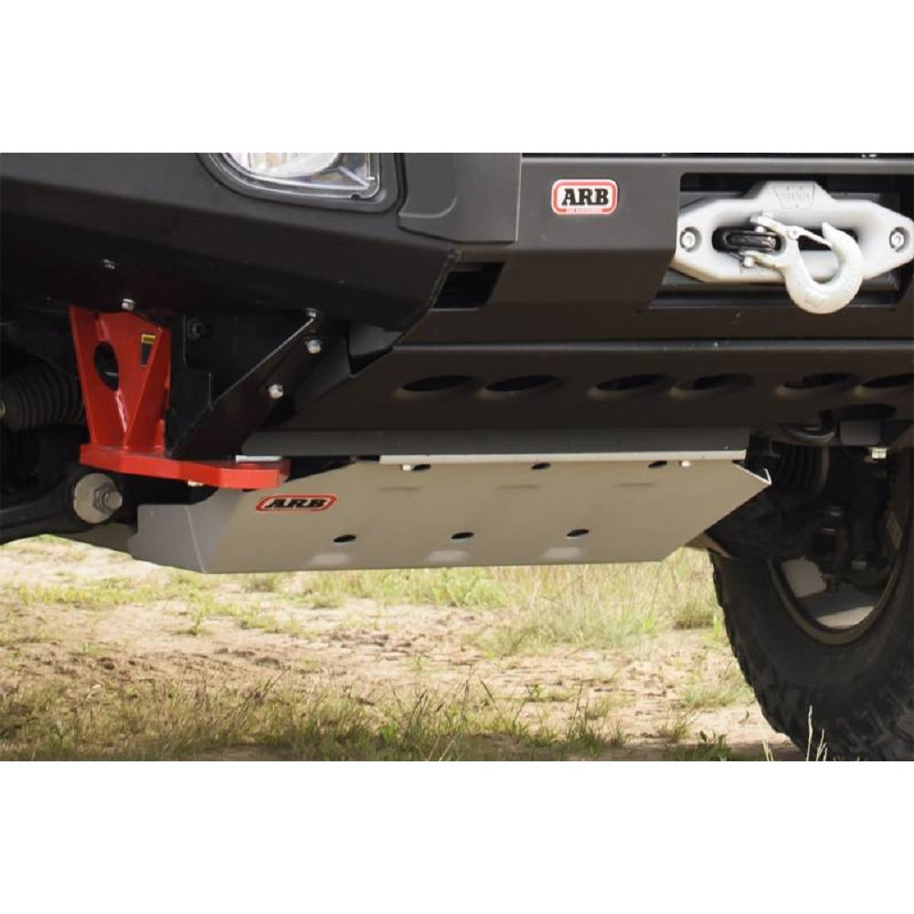 An off-road vehicle's rear bumper, designed for optimal under vehicle protection. Made with durable steel components, it's the ideal choice for ARB Under Vehicle Skid Plates System For Toyota Hilux Vigo (2005-2015) 5414100 owners.