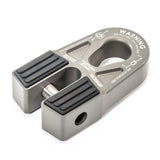 An image of a Factor 55 FlatLink E (EXPERT) Schackle Mount - Gray 00080-06 with a black handle, used for closed system winching.