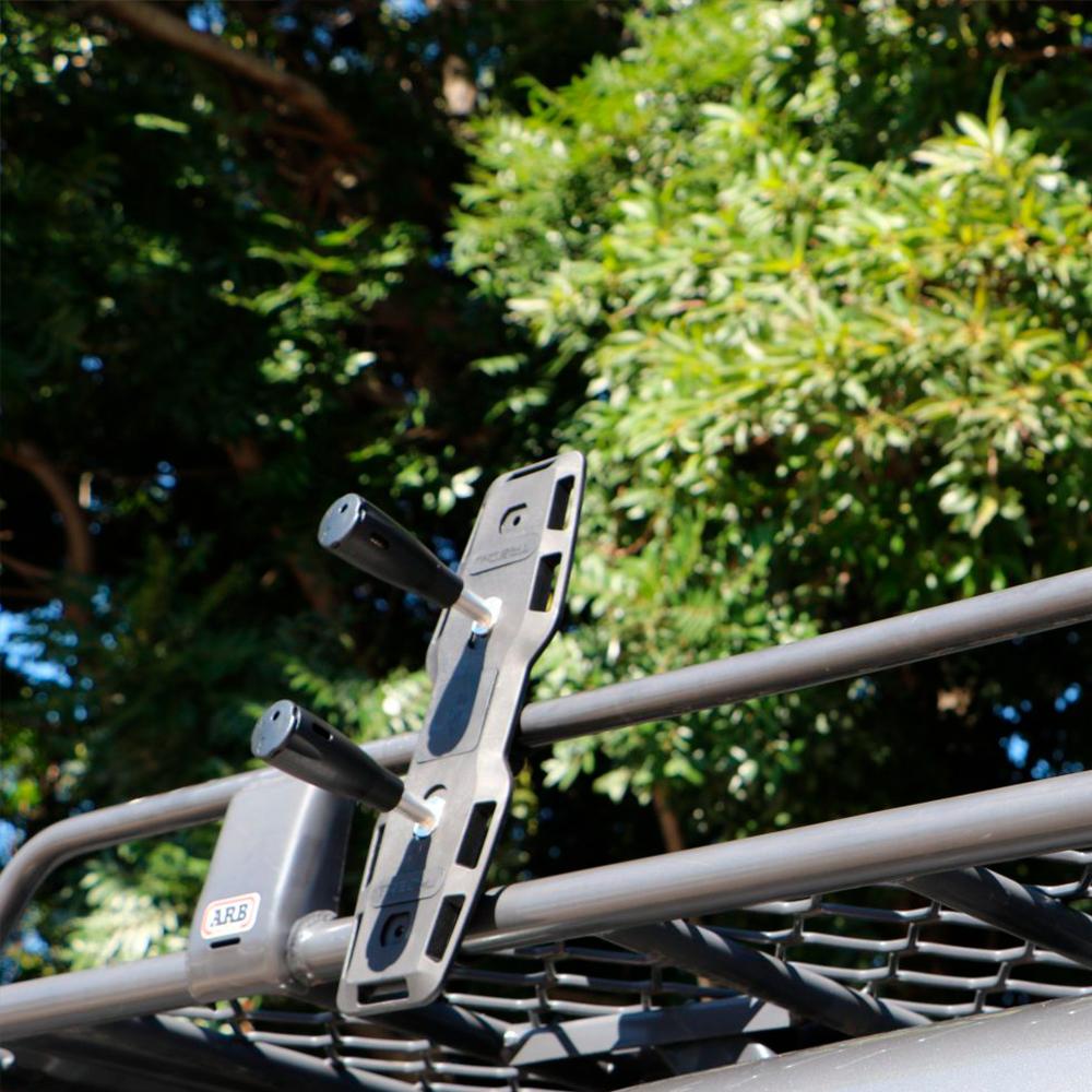 Jeep wrangler with ARB TRED Mount Adapter TPMKBA01 Kit and Roof Rack.